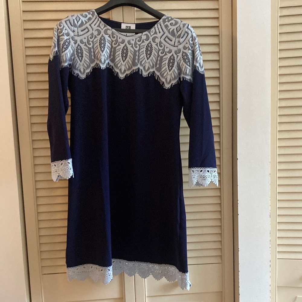 Super cute navy dress
